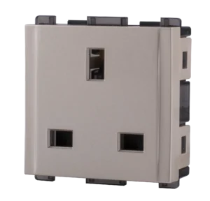 13A-socket-british-type-with-shutter-Plat-CRV-66208